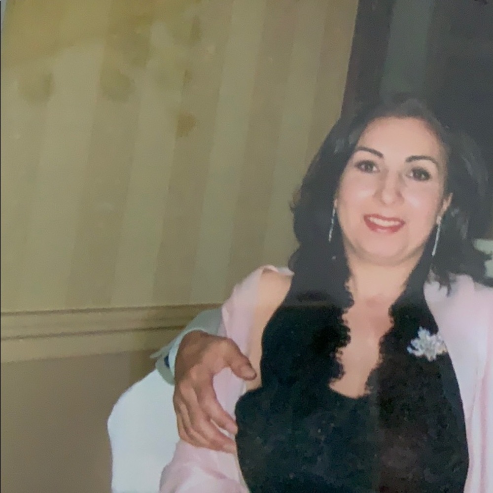 Meet your Posher, Laila